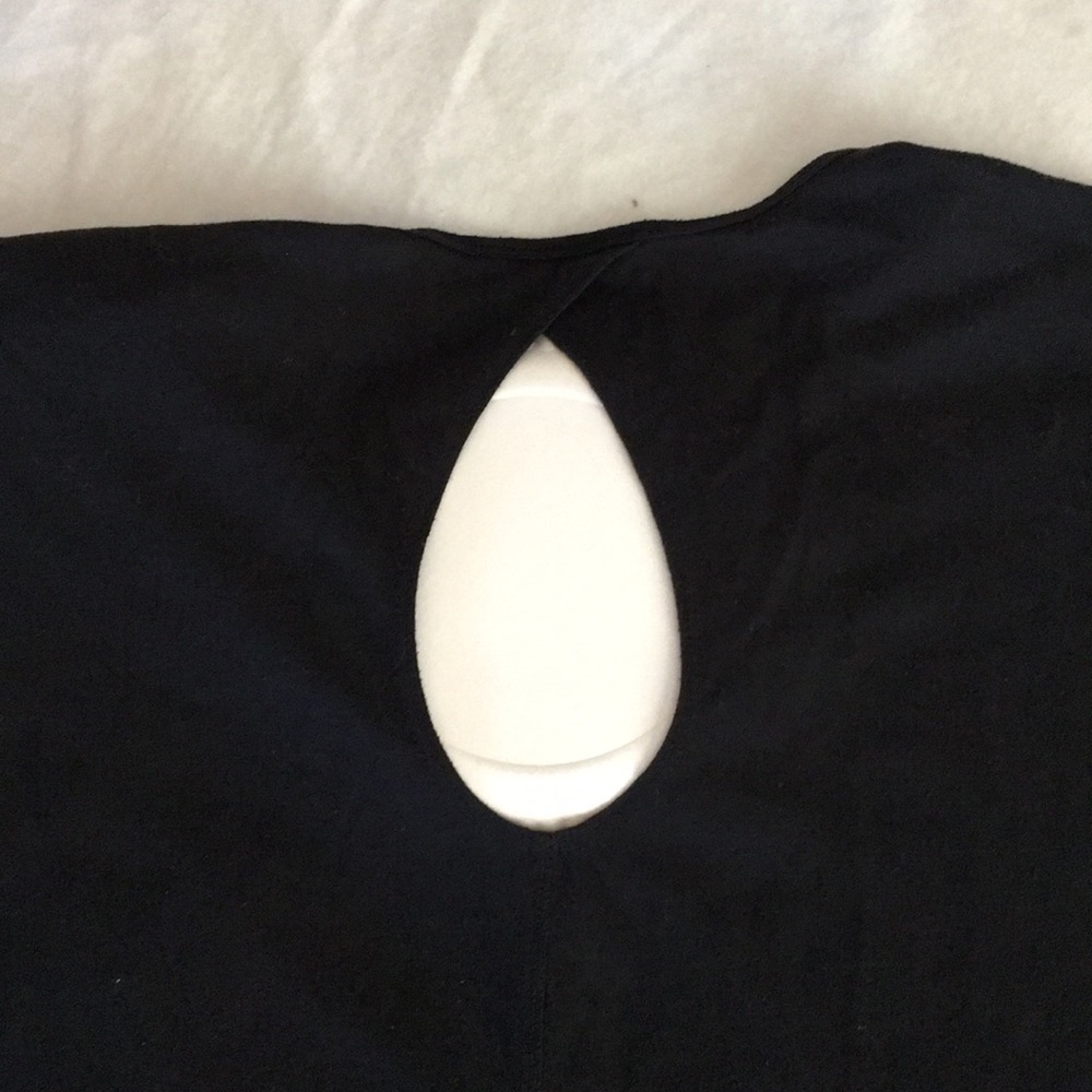 An old nave t- shirt size kids xl (14) - Picture 2 of 2